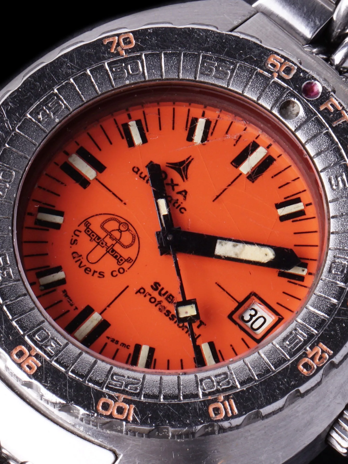 1970s DOXA Sub 300T Professional (Synchron Era) "Aqua-Lung"