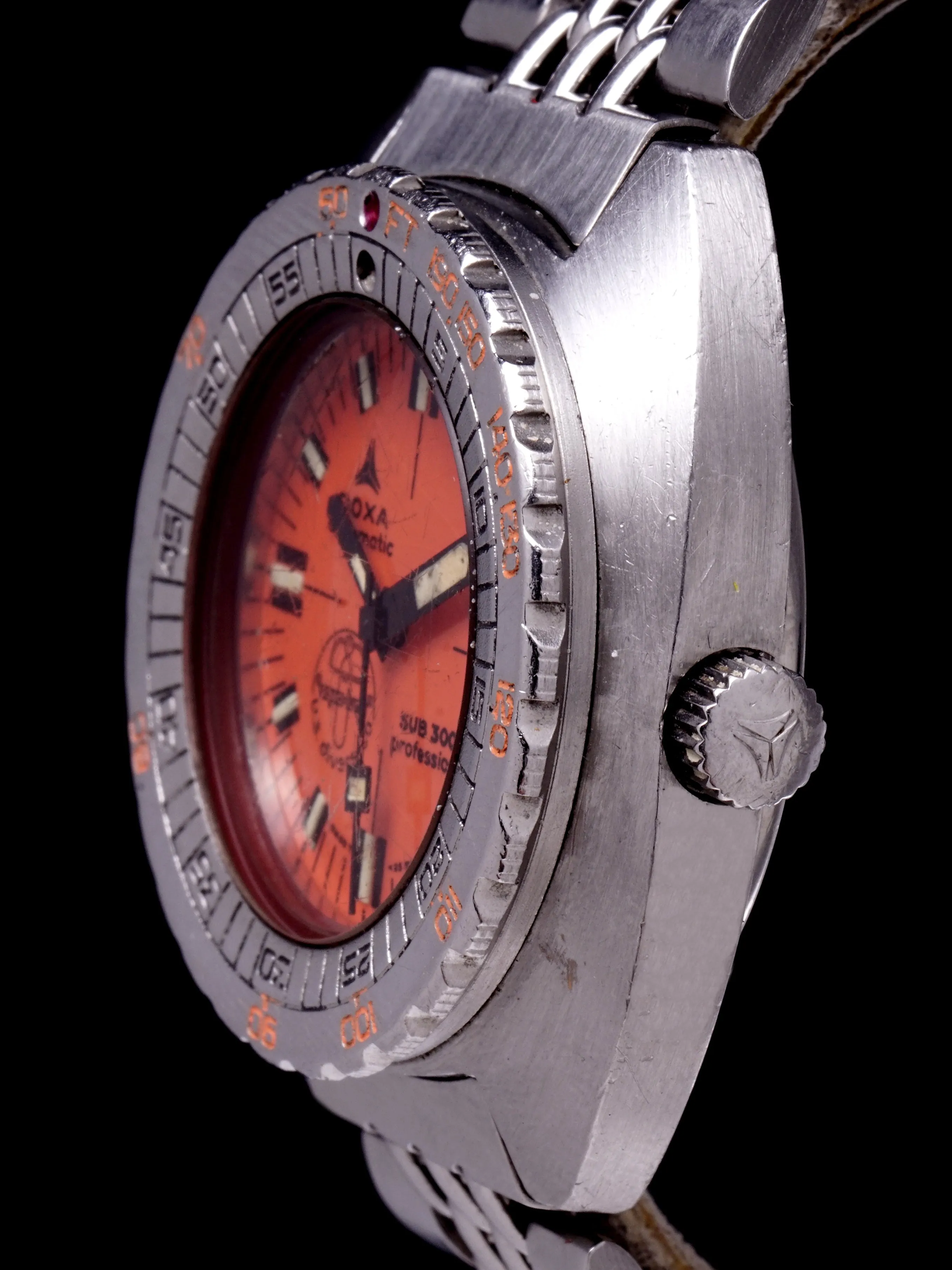 1970s DOXA Sub 300T Professional (Synchron Era) "Aqua-Lung"