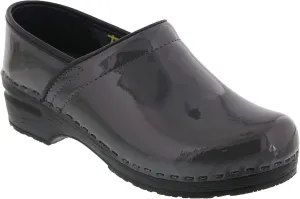 BJORK Swedish Comfort Women's Professional Leather Clogs