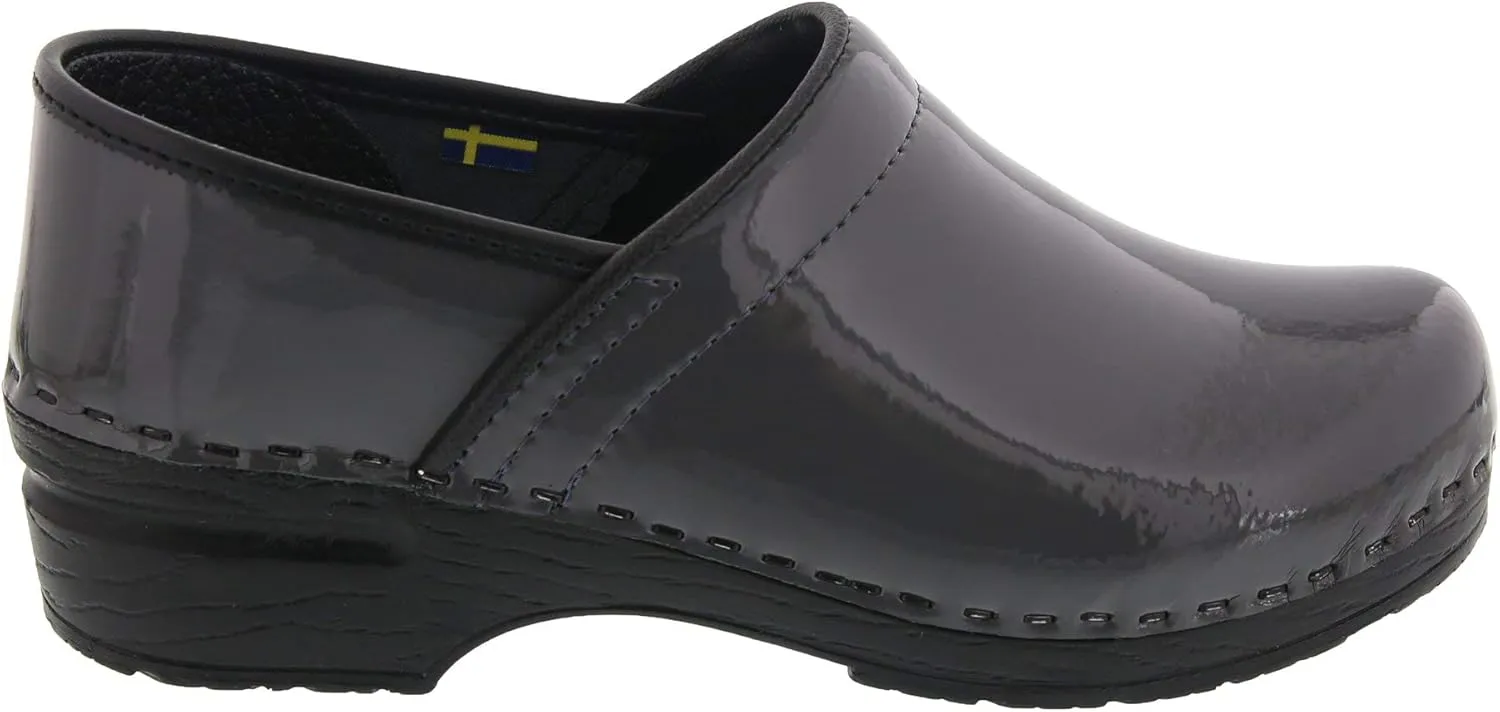 BJORK Swedish Comfort Women's Professional Leather Clogs