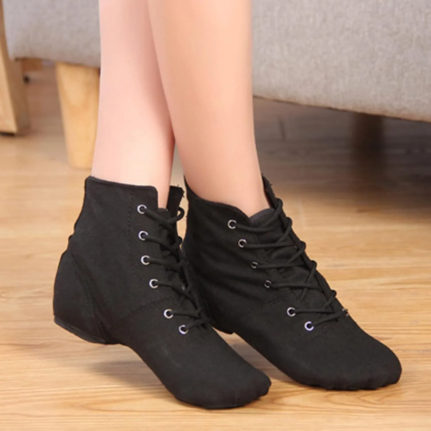 Dance Shoes for Girls Toddler Kids Jazz Boots Ballet Canvas Shoes Basic Simple Solid Color Lace Up Dancing Sneakers