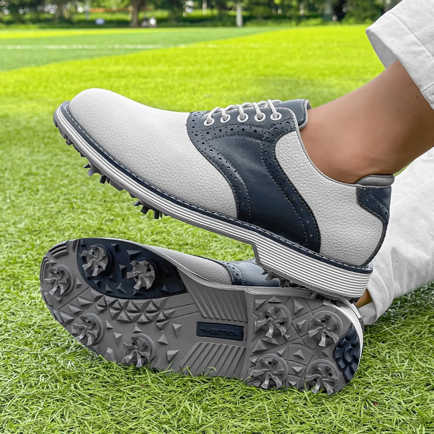Golf Shoes Men Professional Spikes Golf Shoes Waterproof Walking Footwears for Golfers Outdoor Gym Sneakers