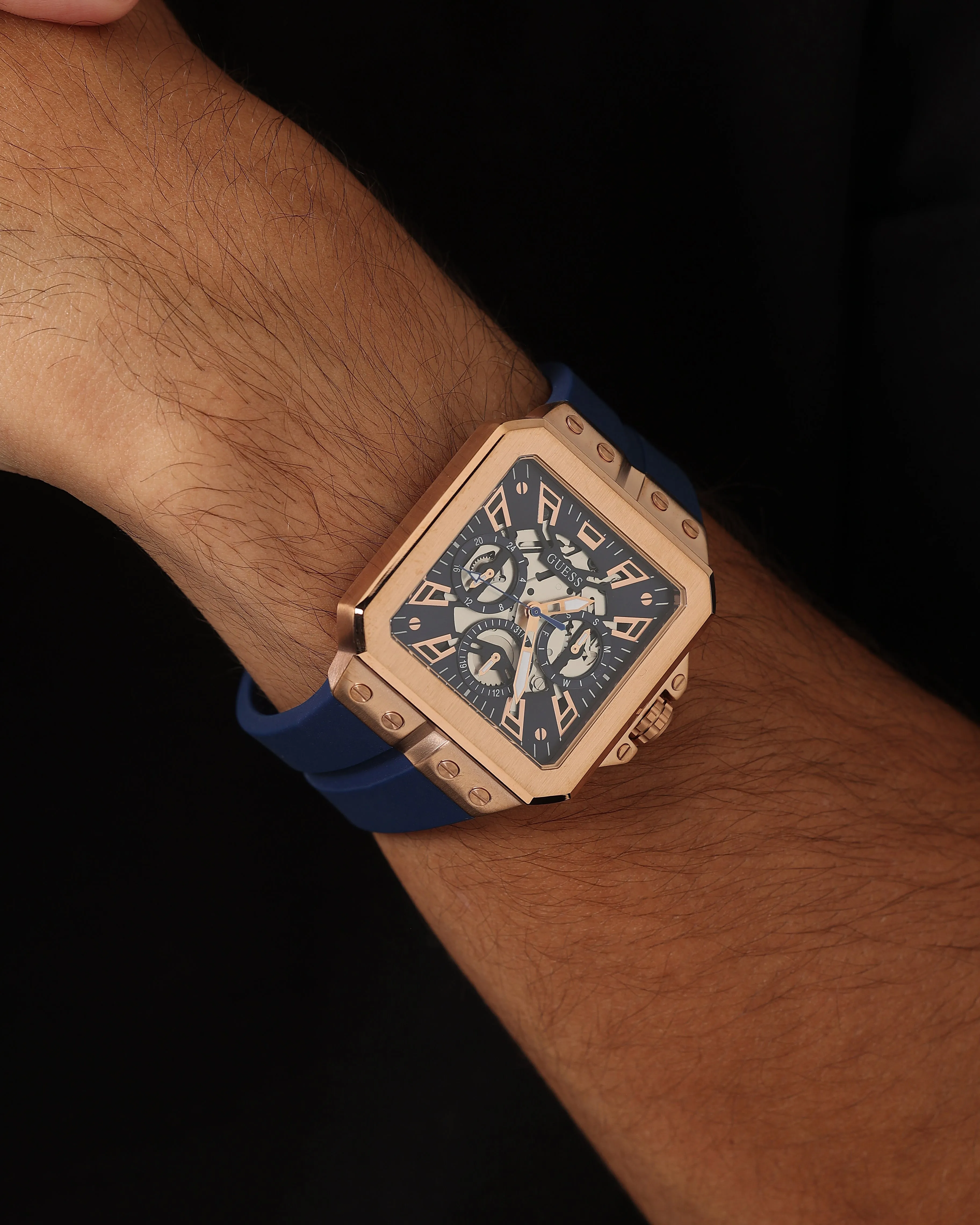 Guess Mainline Leo Watch Gold