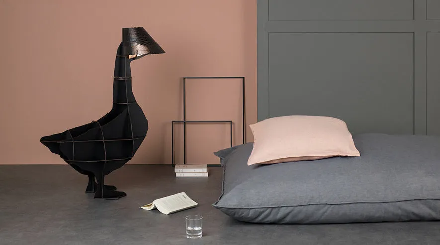 Junon illuminated goose bedside table
