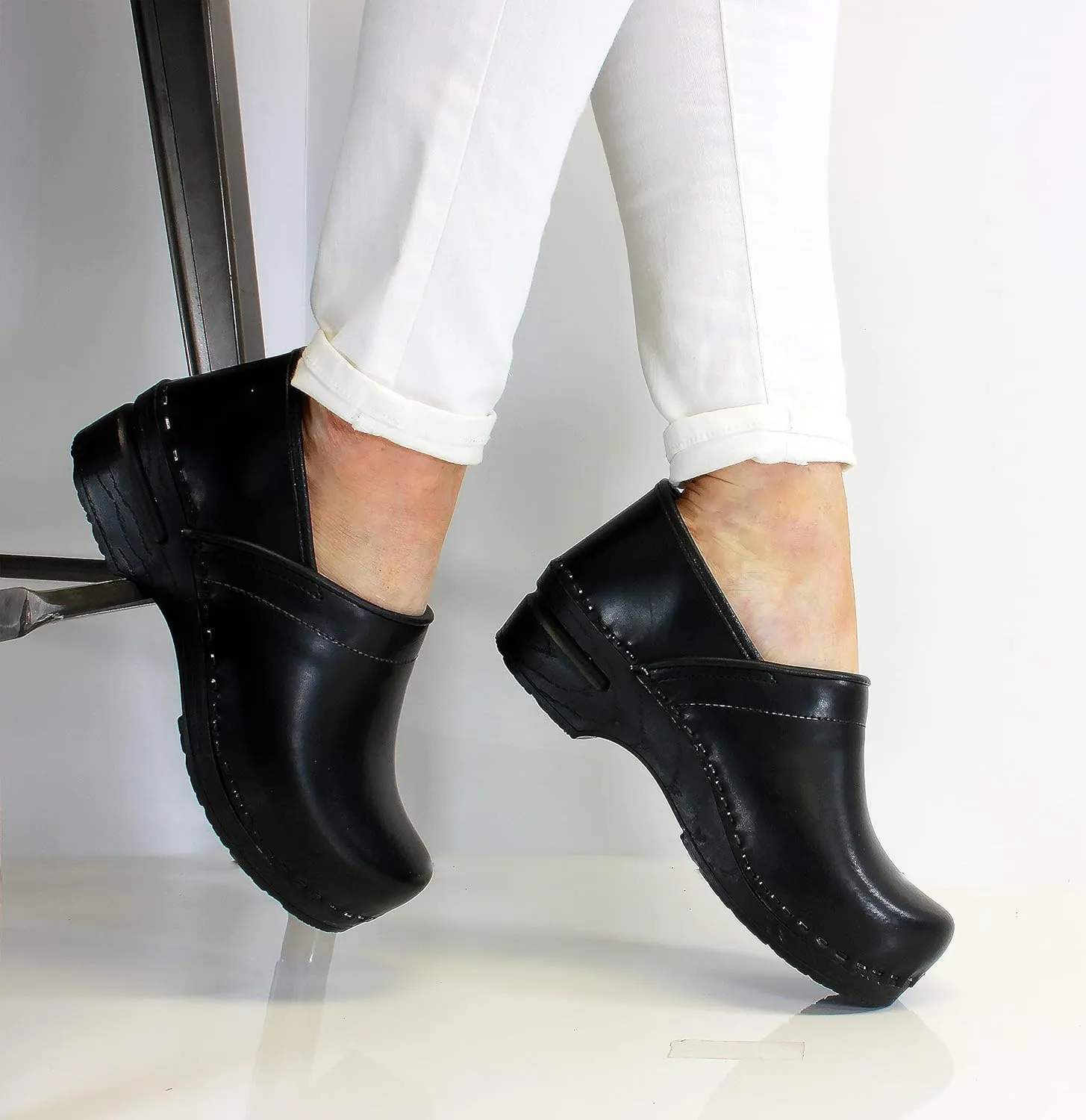 KLGN Women's Professional Plus Cabrio Leather Clogs