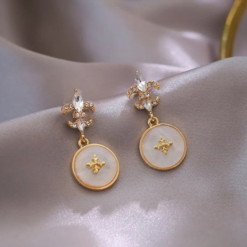 Light luxury earrings