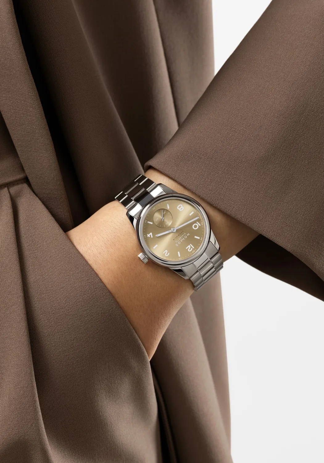 NOMOS Club Sport Neomatik 34 Gold