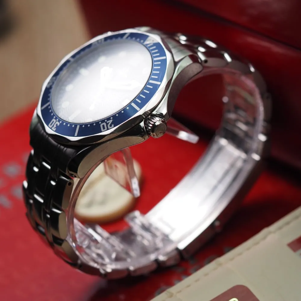 Omega Seamaster 300M 25318000 (2004)