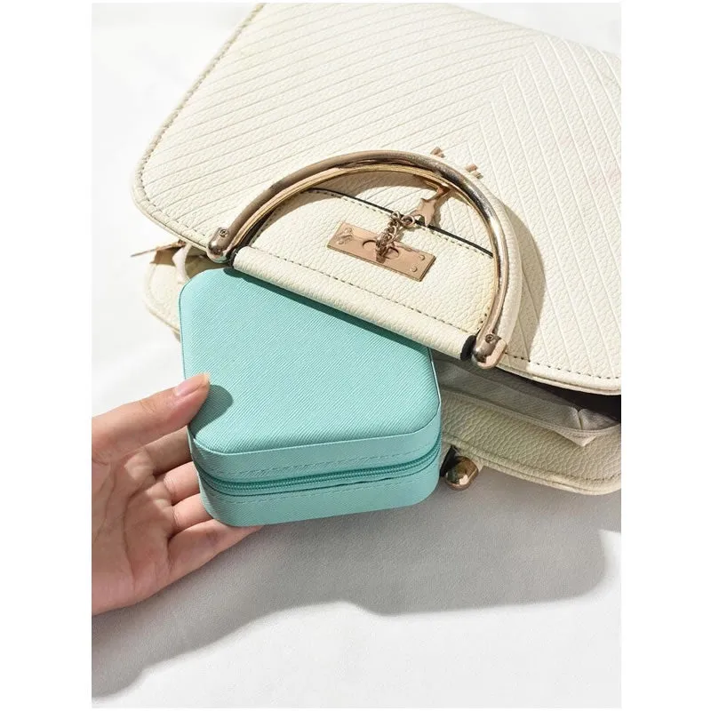 Portable And Compact Accessory Storage Box E0-21