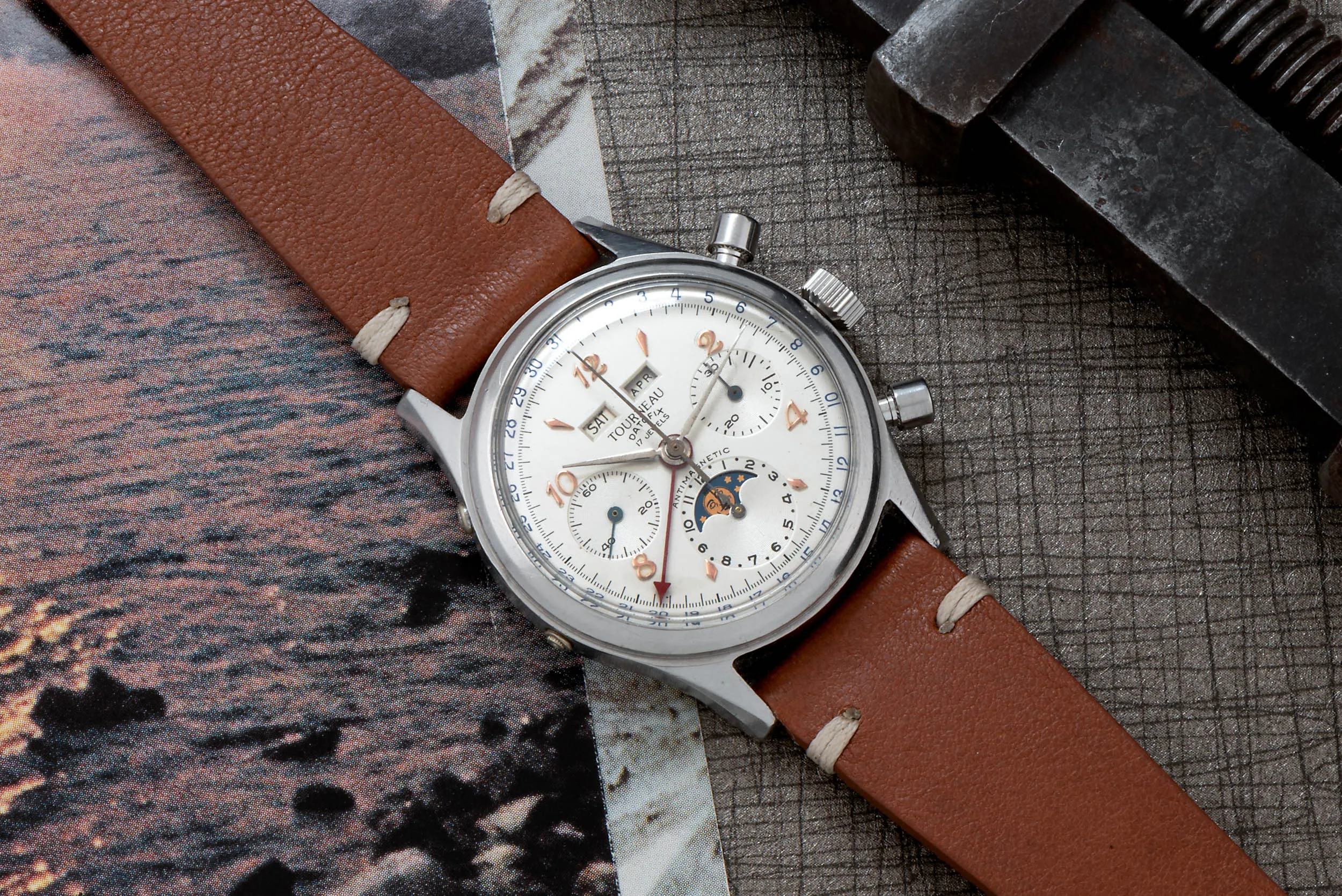 Tourneau Datofix Triple Calendar Moonphase Chronograph