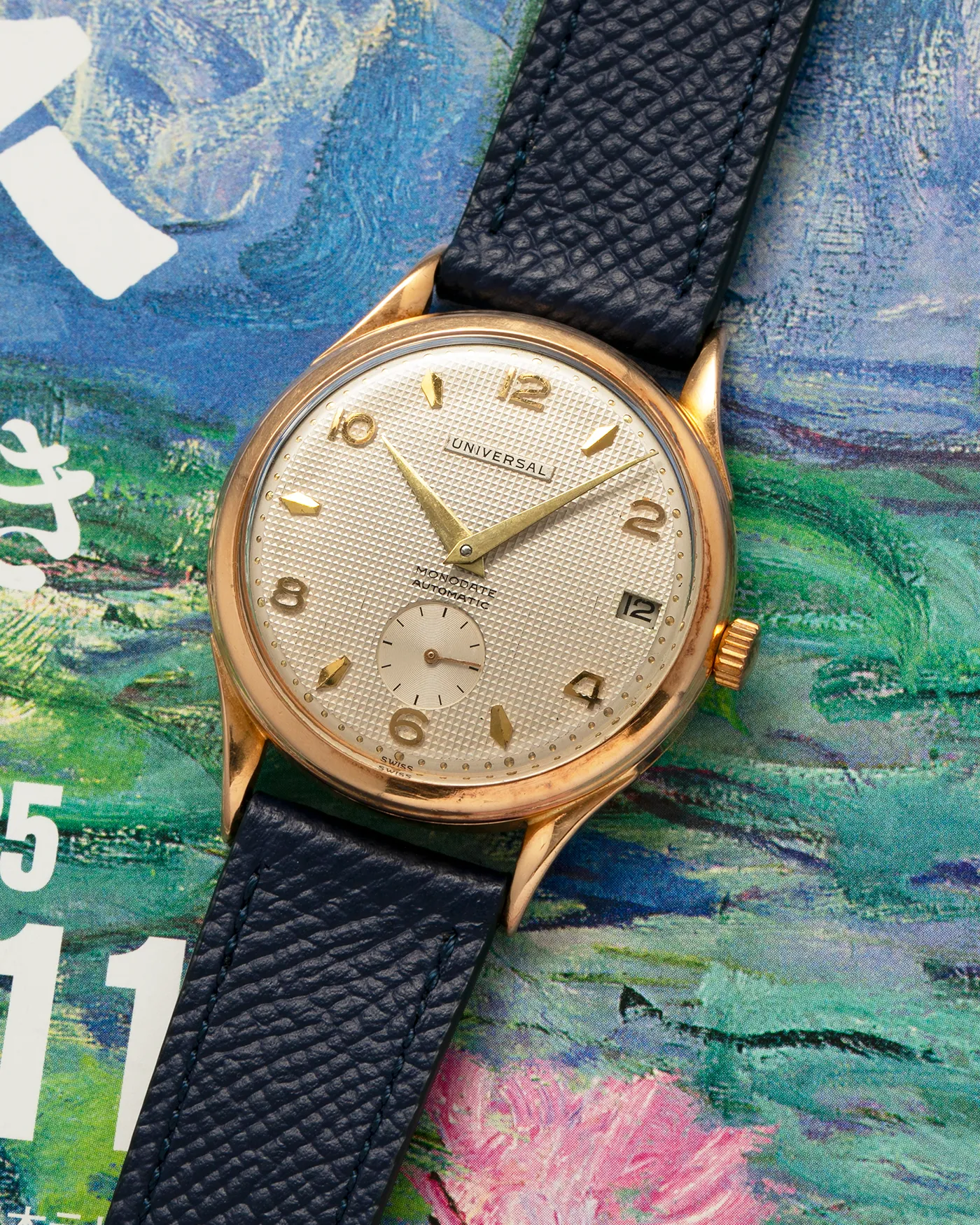 Universal Geneve Monodatic Yellow Gold