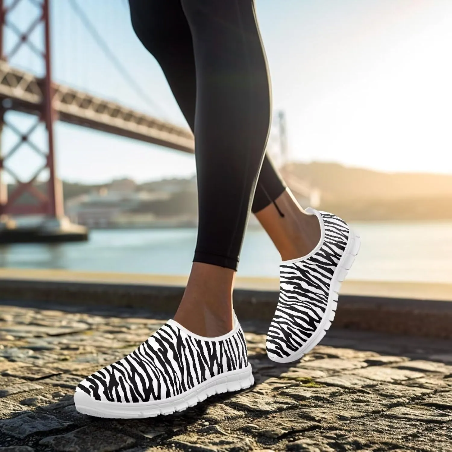 Women's Animal Print Slip On Shoes Low Cut Casual Walking Shoes Comfortable Outdoor Sports Running Flat Sneakers